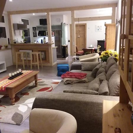 Ferienwohnung Casa Corleone ابولدا المظهر الخارجي الصورة
